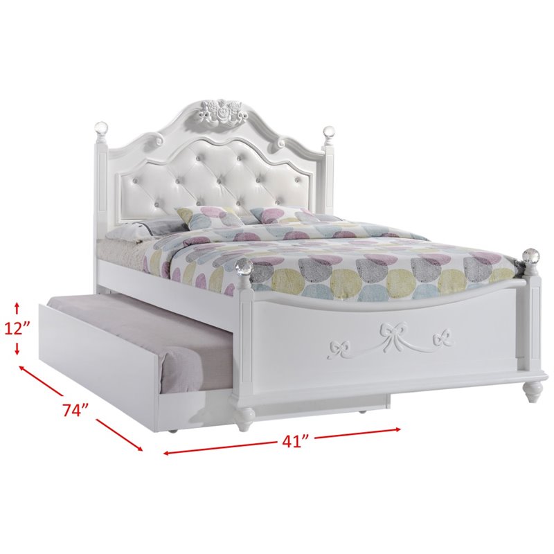 Bowery Hill Modern Leather White 7 Piece Full Platform Bedroom Set