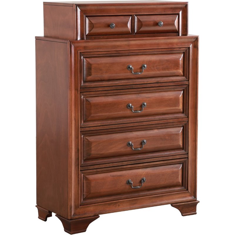 Bowery Hill Engineered Wood Transitional 7 Drawer Chest in Oak