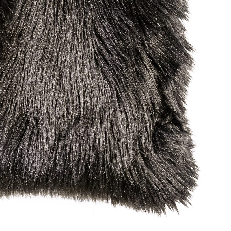 Bowery Hill Modern Fabric Indoor Throw Pillow in Black (Set of 2)