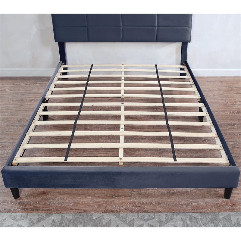 Bowery Hill Fabric Storage California King Bed with USB in Gray