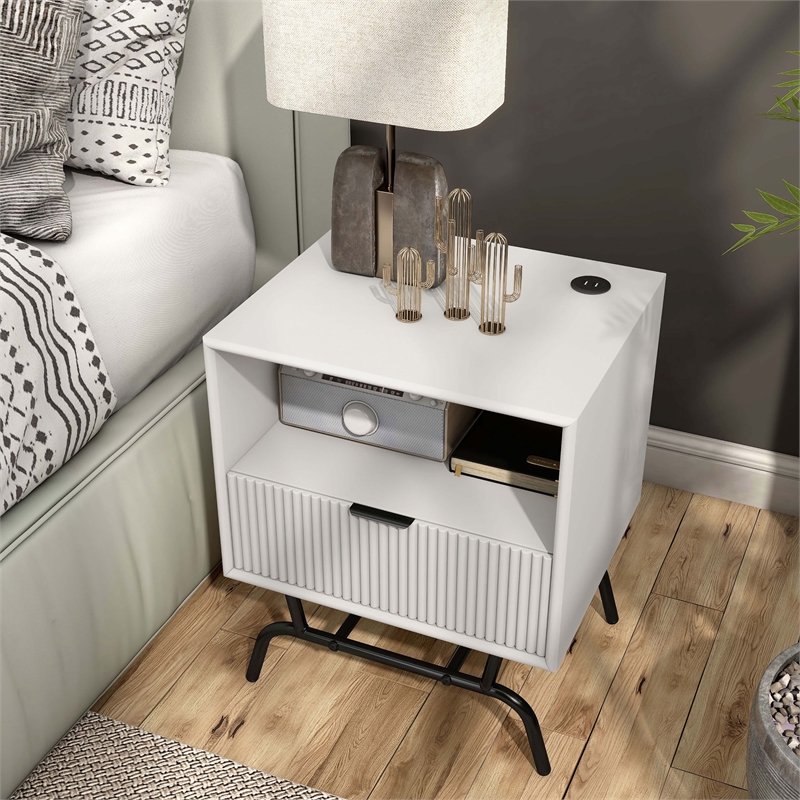 Bowery Hill Wood Storage End Table with USB Port in White Pure