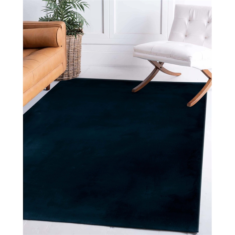 Bowery Hill Modern Faux Rabbit Polyester 5'x7' Area Rug in Navy