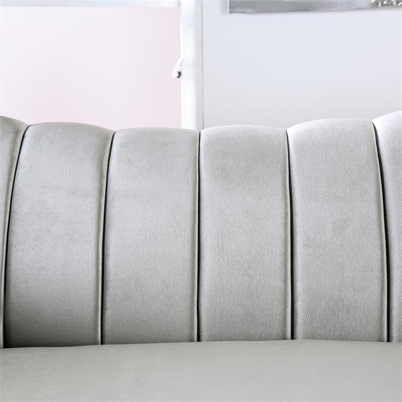 Bowery Hill Transitional Chenille Upholstered Loveseat in Pewter