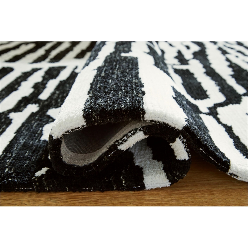 Bowery Hill Contemporary Polyester Black & Ivory Extra Large Rug
