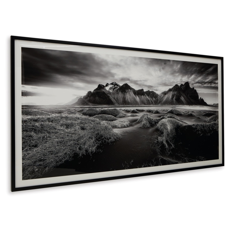Bowery Hill Contemporary Acrylic Black & White Finish Wall Art