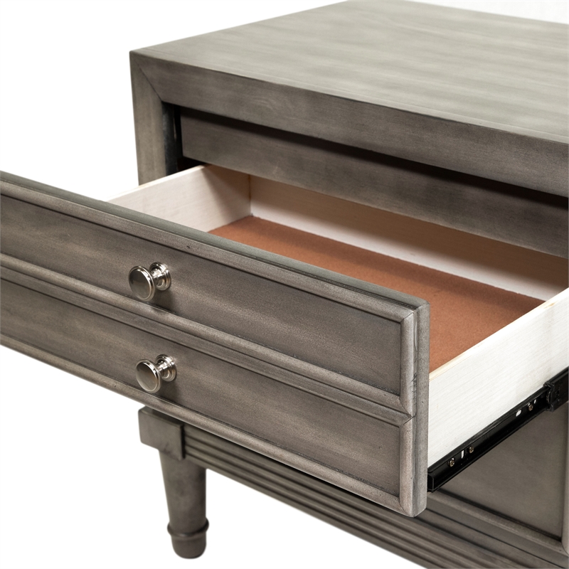 Bowery Hill Contemporary Solid Wood 3-Drawer Nightstand in Gray