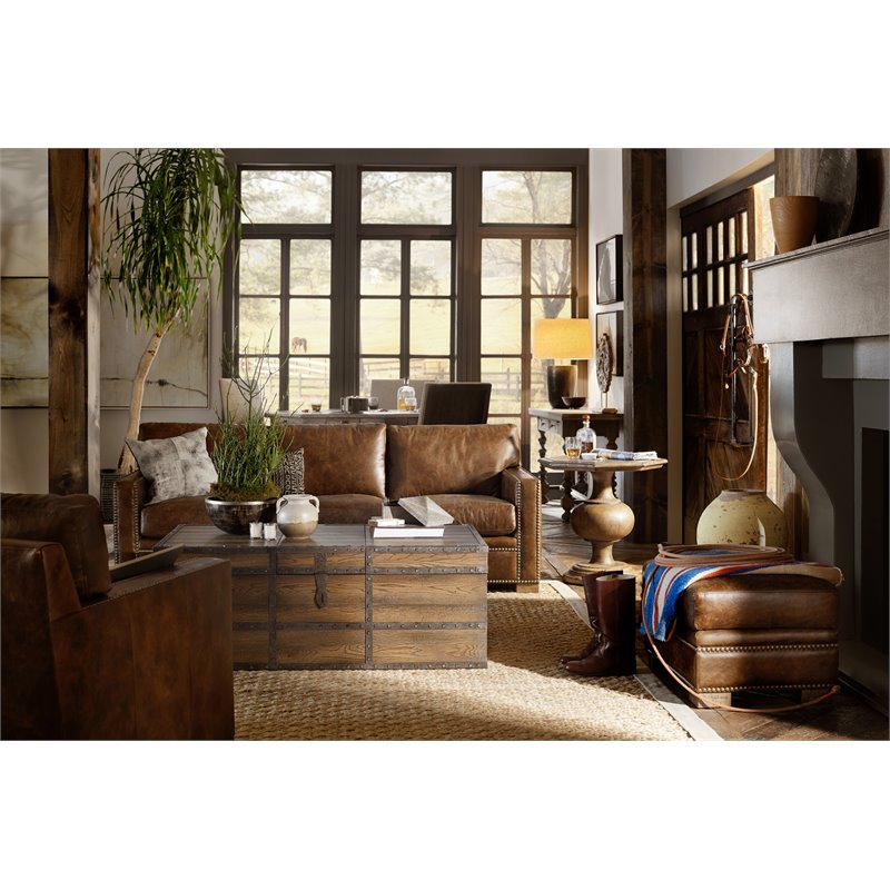 Bowery Hill Traditional / Formal Wood End Table in Saddle Brown