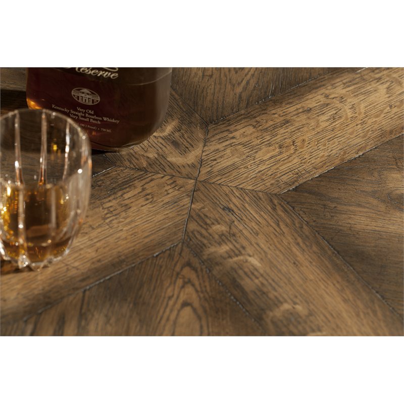 Bowery Hill Traditional / Formal Wood End Table in Saddle Brown