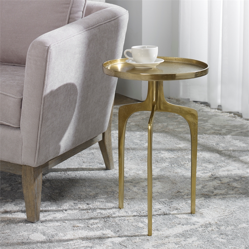 Bowery Hill Contemporary Aluminum Accent Table with Round Top in Gold