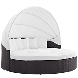 Outdoor Daybeds