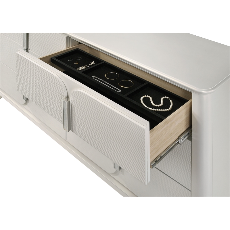 Bowery Hill Wood 6-Drawer Dresser with Hidden Jewelry Tray in Pearl White