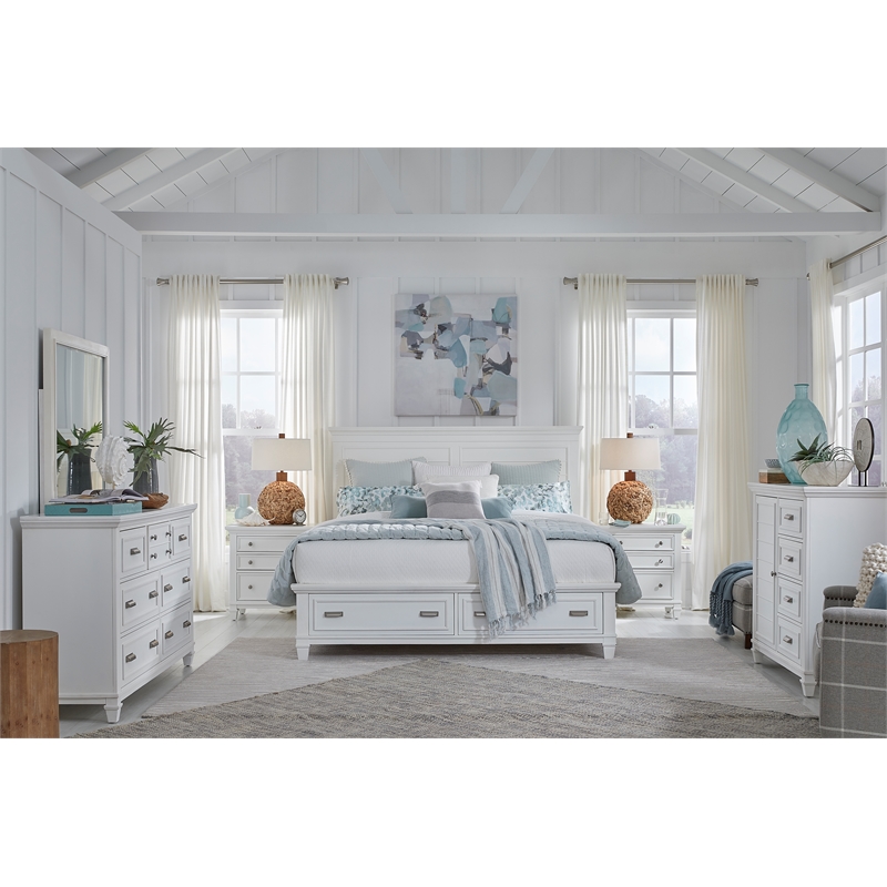 Bowery Hill Traditional White Dove California King White Panel Storage Bed
