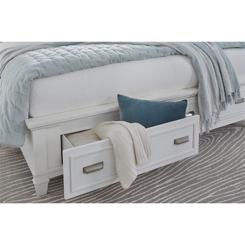 Bowery Hill Traditional White Dove Queen White Panel Storage Bed