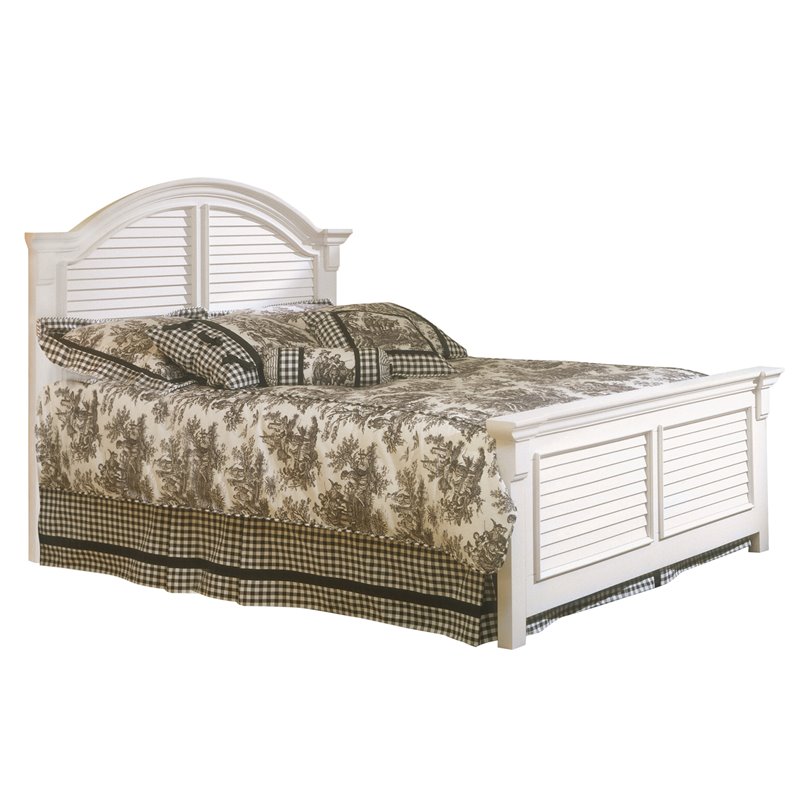 Bowery Hill Modern Farmhouse Solid Wood Queen Panel Bed in Eggshell White