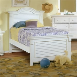 Bowery Hill Modern Farmhouse Eggshell White Wood Full Size Panel Bed