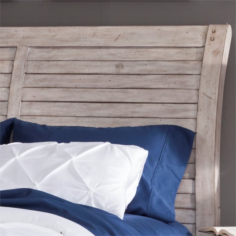 Bowery Hill Modern Farmhouse White-washed Wood Queen Sleigh Bed