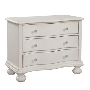 Bowery Hill Modern Farmhouse Dove White 3-drawer Wood Bachelor Chest