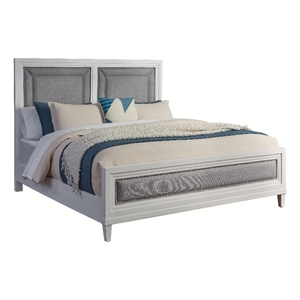 Bowery Hill Coastal 63&quotW Wood Queen Upholstered Bed in White