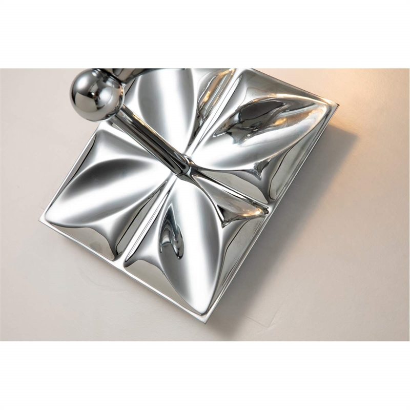 Bowery Hill 1-light Metal Bath Vanity Light in Polished Chrome