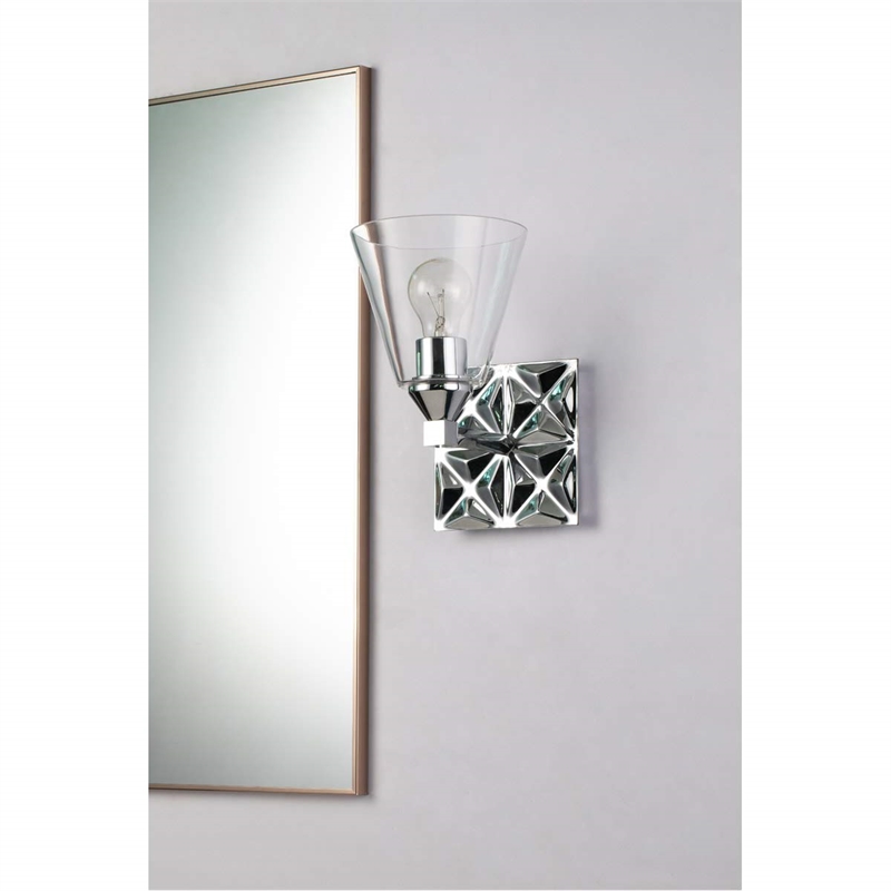Bowery Hill 1-light Metal Bath Vanity Light in Polished Chrome
