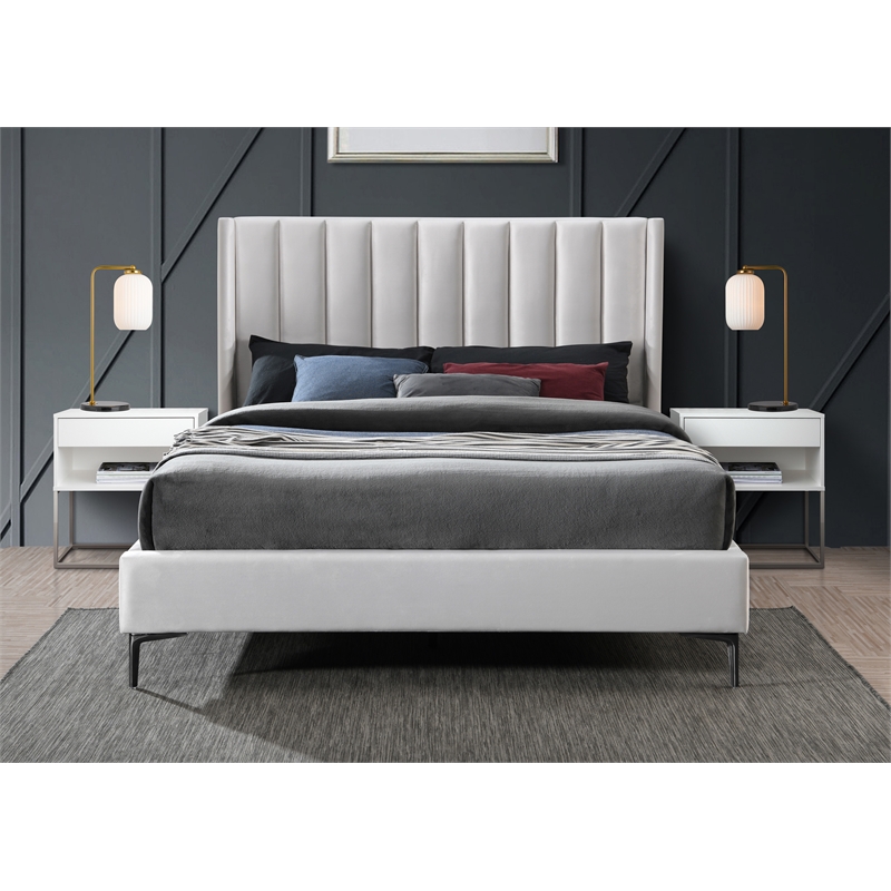 Bowery Hill Contemporary Deep Channel Tufted Cream Velvet Full Bed