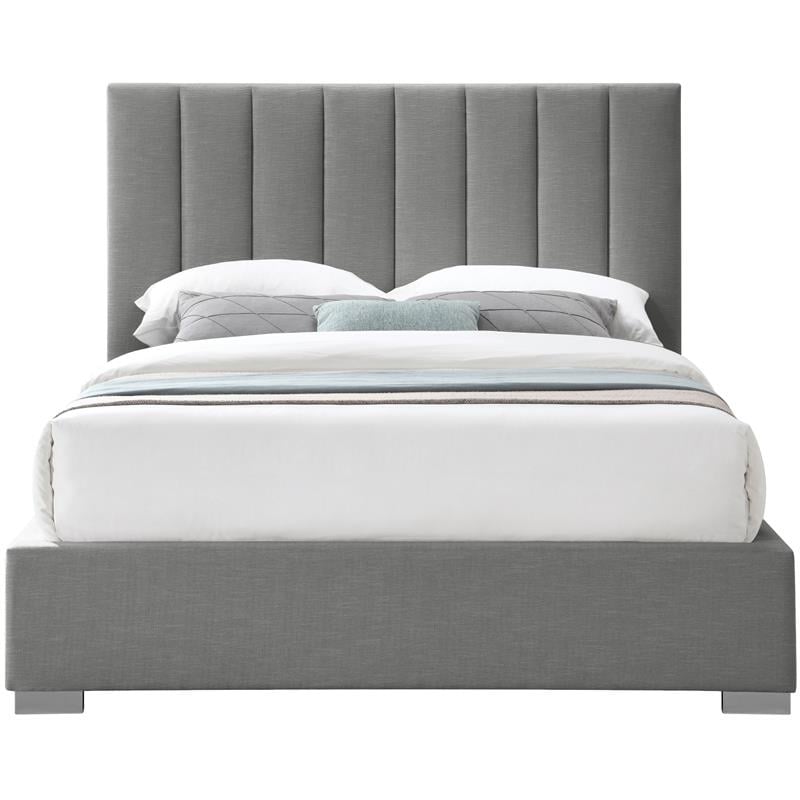 Bowery Hill Contemporary Grey Linen Textured Fabric King Bed