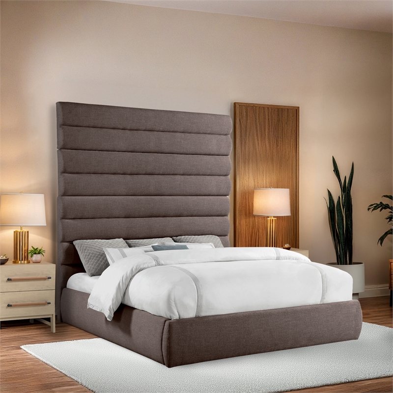 Bowery Hill Contemporary Upholstered Brown Linen Textured Fabric King Bed