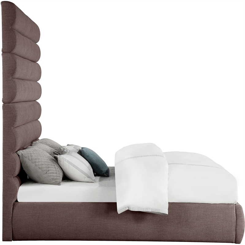 Bowery Hill Contemporary Upholstered Brown Linen Textured Fabric King Bed