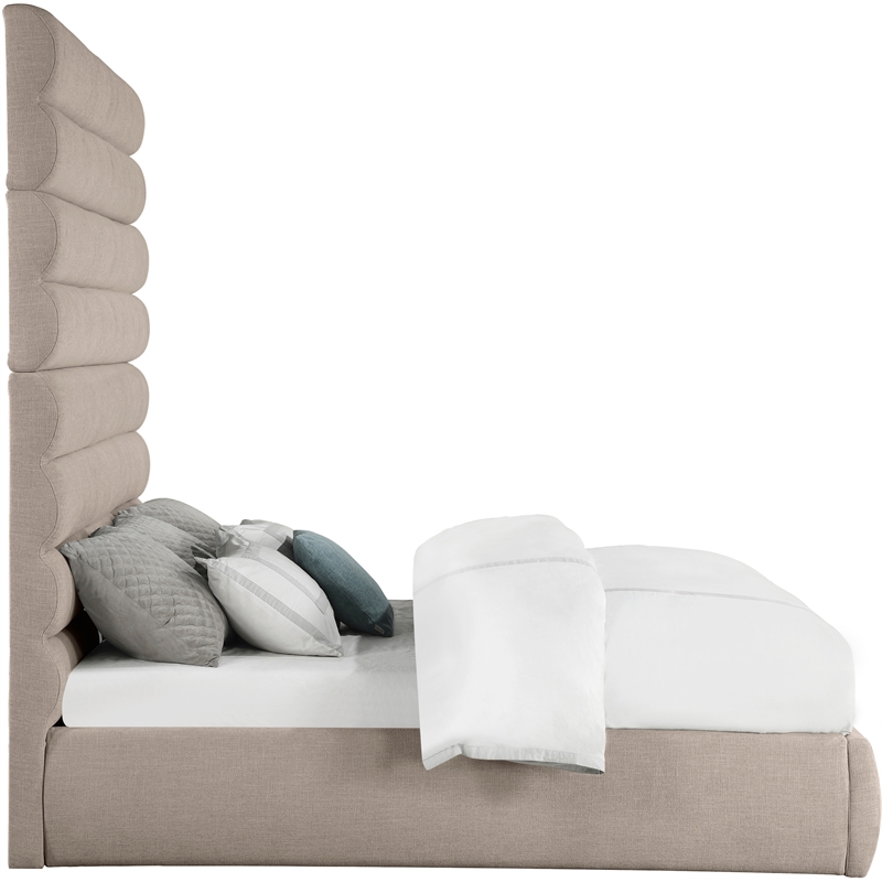 Bowery Hill Contemporary Upholstered Beige Linen Textured Fabric King Bed