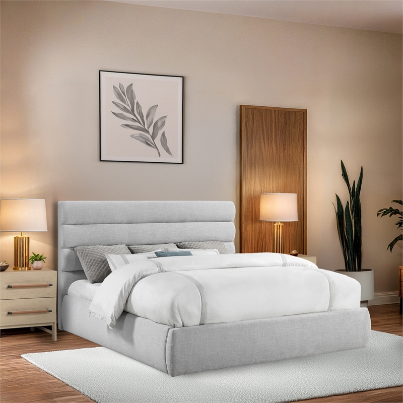 Bowery Hill Contemporary Upholstered Grey Linen Textured Fabric King Bed