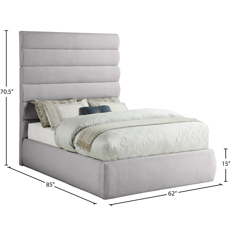 Bowery Hill Contemporary Upholstered Grey Linen Textured Fabric Full Bed
