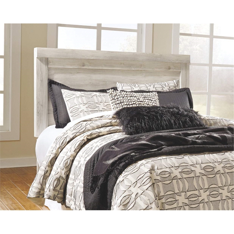 Bowery Hill Set of 7-Drawer Dresser & Queen Panel Headboard in Whitewash