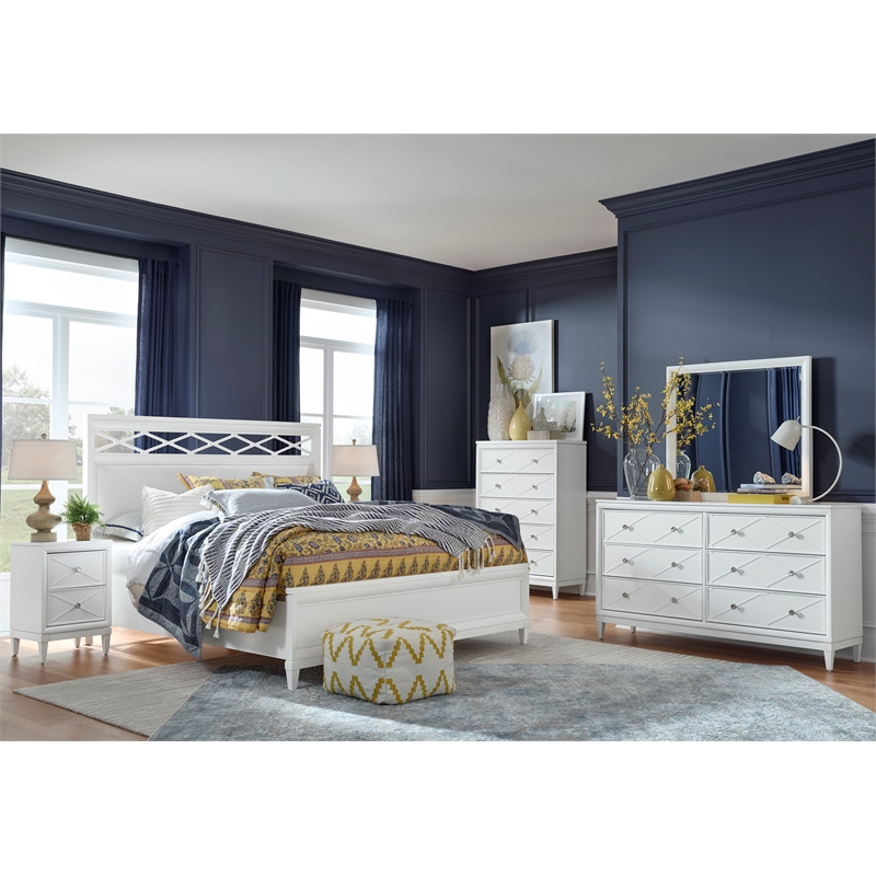 Bowery Hill 6-Drawer Bedroom Dresser With Felt Lined Drawers in Whisper White