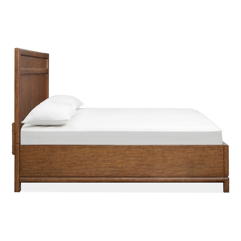 Bowery Hill King Panel Bed in Russet With Oil-Rubbed Hardware