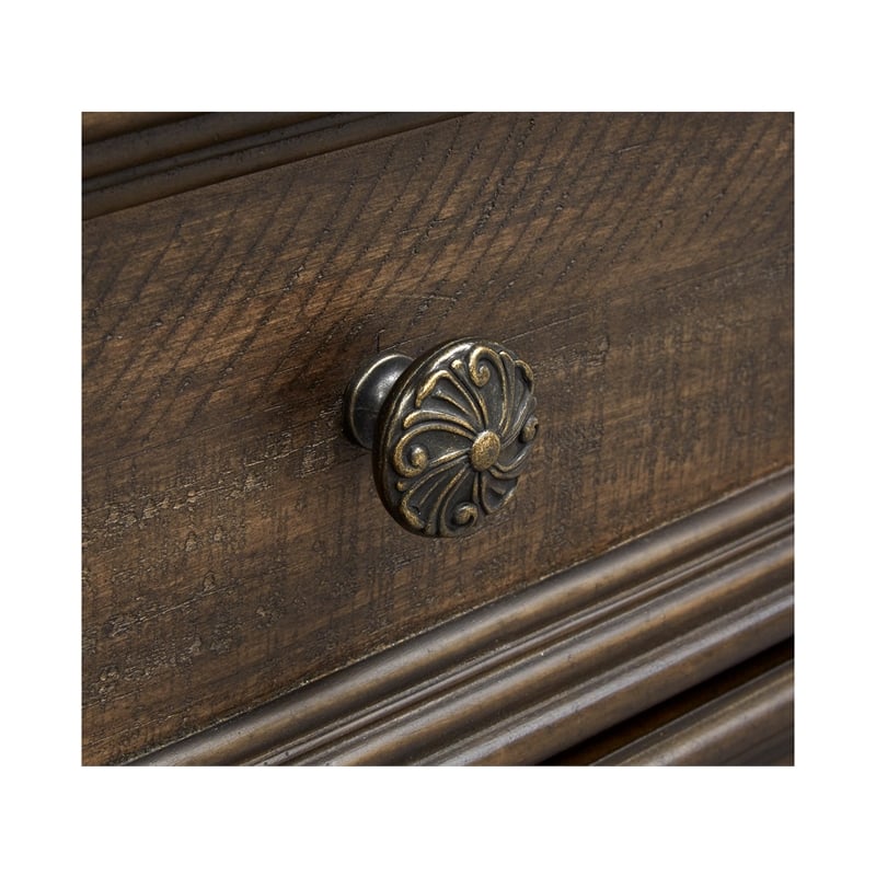 Bowery Hill 9-Drawer Dresser With Shaped Mirror in Willadeene Brown