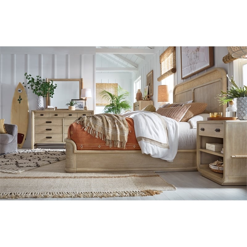 Bowery Hill 9-Drawer Bedroom Dresser in Sanibel Brown With Dark Bronze