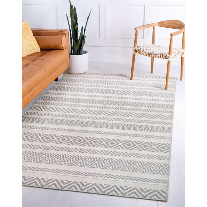 Bowery Hill Multi-Color-Pattern Indoor Outdoor Area Rug 4' x 6' in Gray/Beige