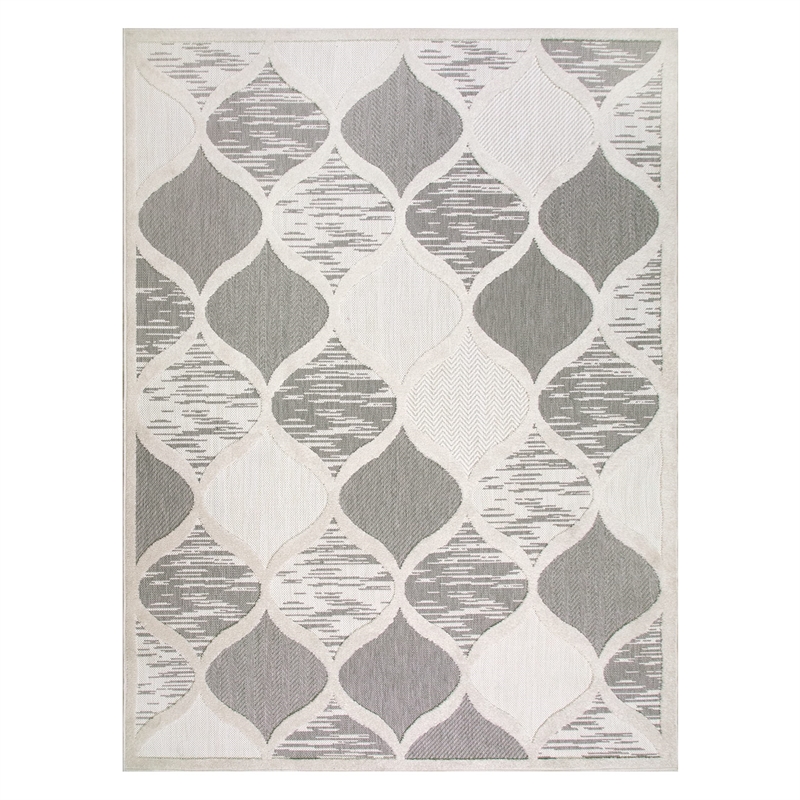 Bowery Hill Quatrefoil Indoor Outdoor Area Rug 3' x 5' in Gray/Ivory