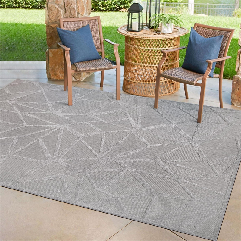 Bowery Hill Geometric Indoor Outdoor Area Rug 7'10