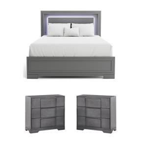 Bowery Hill Bedroom Set of California King Bed & 2 Nightstands in Gray