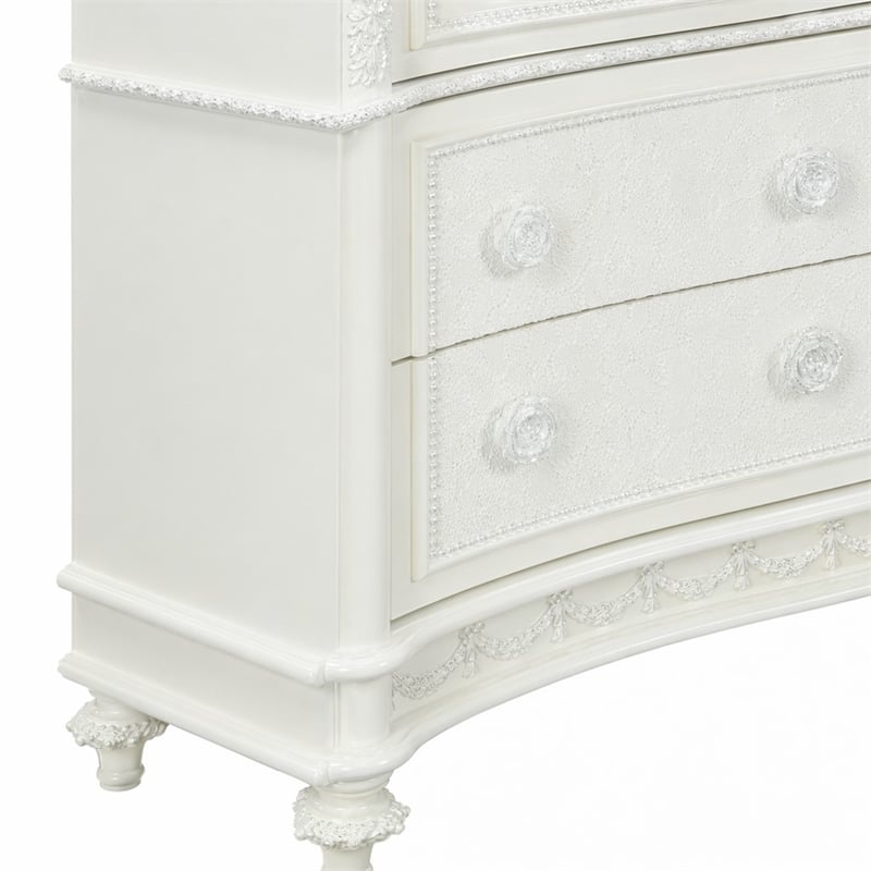 Bowery Hill Transitional 6-Drawer Wood Dresser in Ivory Finish