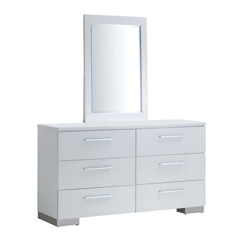 Bowery Hill 4 Piece Queen Size Bedroom Set Leatherette Padding in White