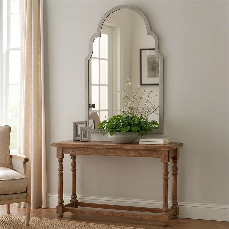 Bowery Hill Sleek Elongated Quatrefoil Frame Mirror in Silver