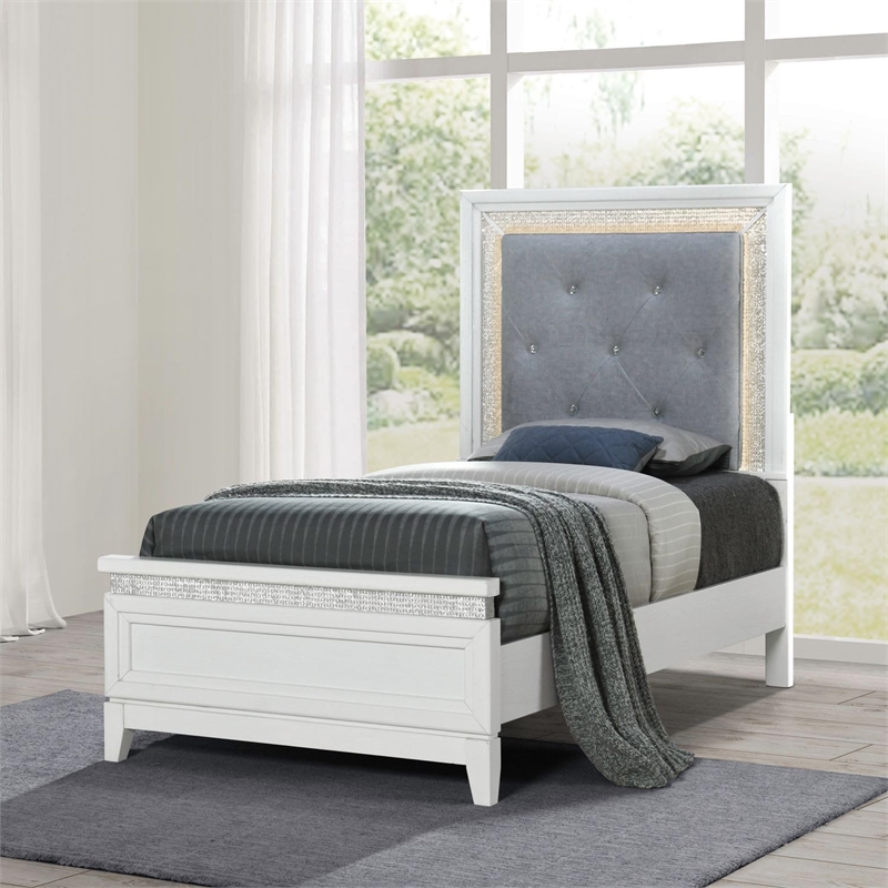 Bowery Hill Full Upholstered Bed with LED and Rhinestones in Pearl White