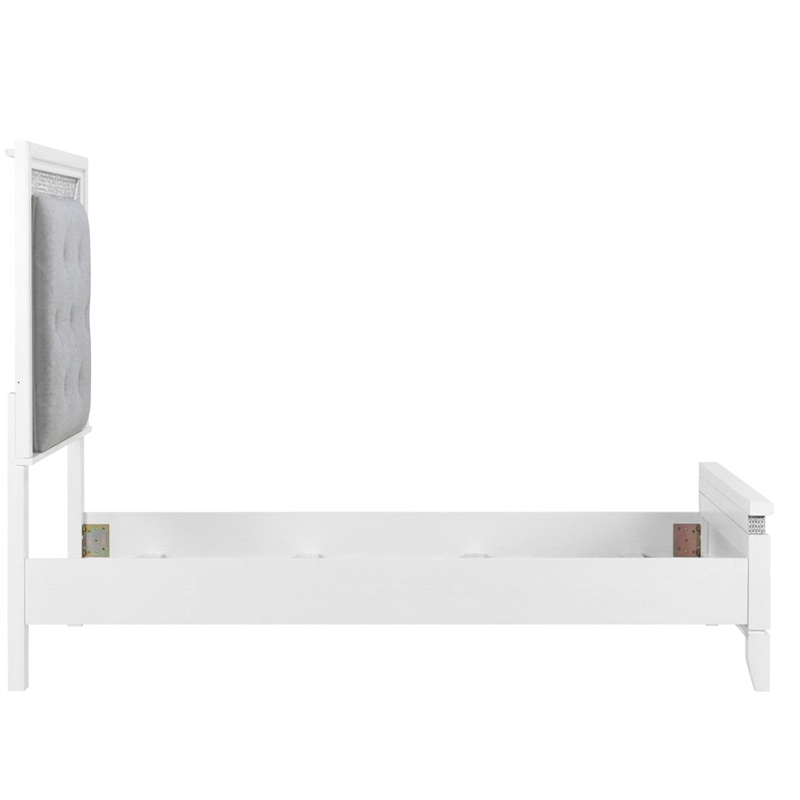 Bowery Hill Full Upholstered Bed with LED and Rhinestones in Pearl White
