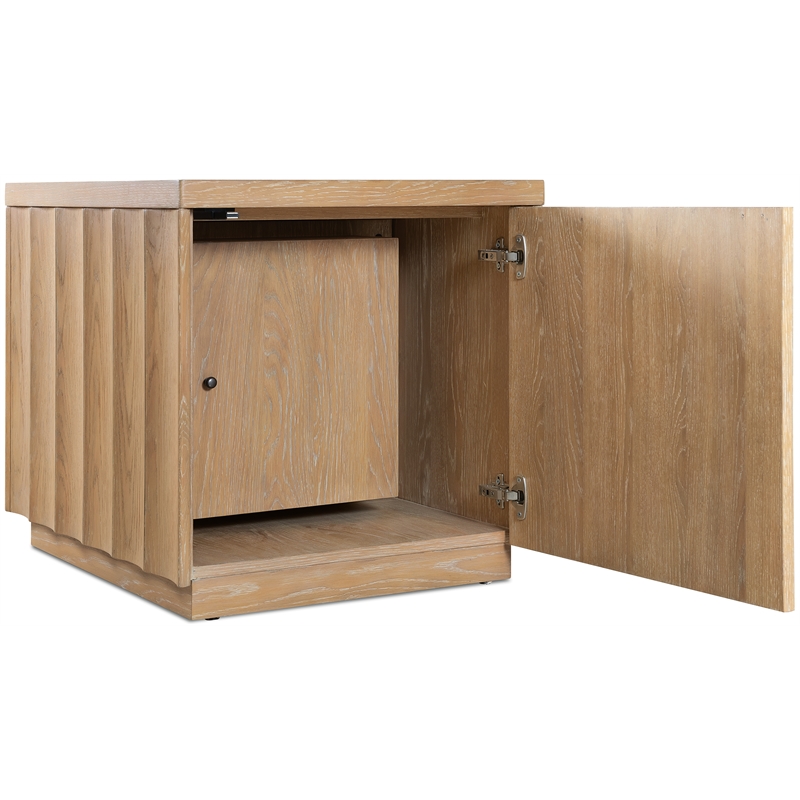Bowery Hill Scalloped End Table with Hidden Storage in Light Brown