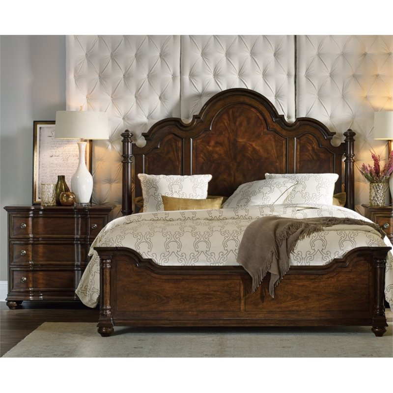 Bowery Hill 3-Drawer Bachelor's Chest in Mahogany Finish