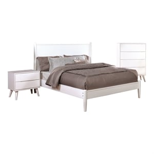 Bowery Hill 3-Piece Wood Bedroom Set - Cal King + Nightstand + Chest in White