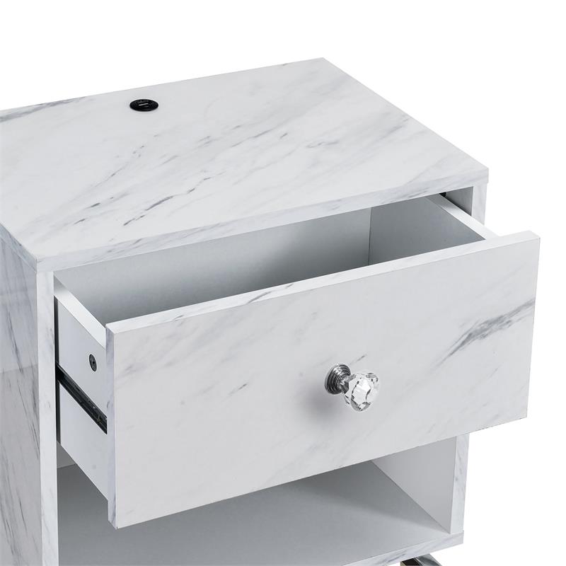 Bowery Hill Wood End Table Set with USB Port in White Marble Finish