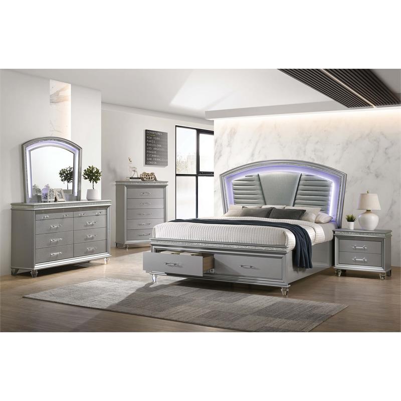 Bowery Hill Contemporary Wood Queen Bed with LED in Silver Finish